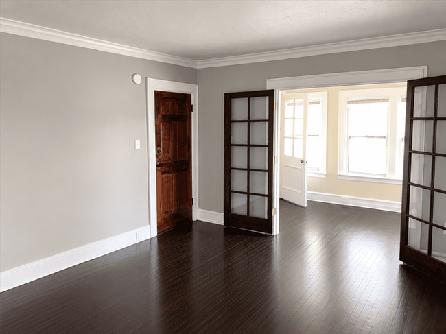 214 Steward Ave #214 - Photo 3 of 11