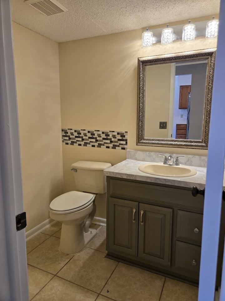 4423 Winderbrook Ct #NA - Photo 6 of 19