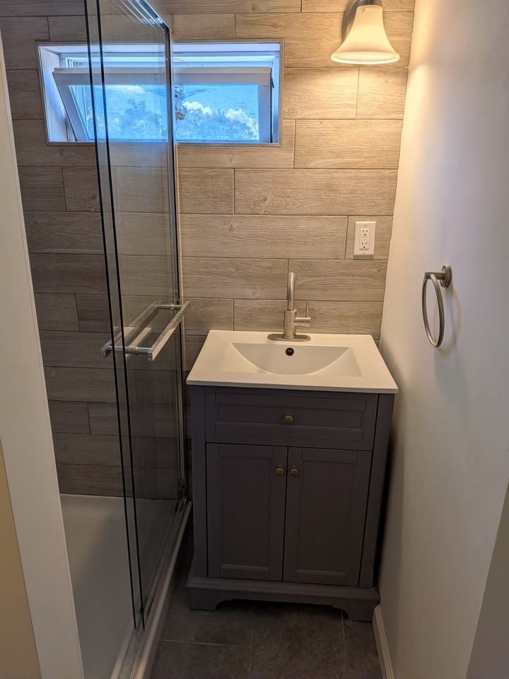 13 Center St #3 - Photo 2 of 5
