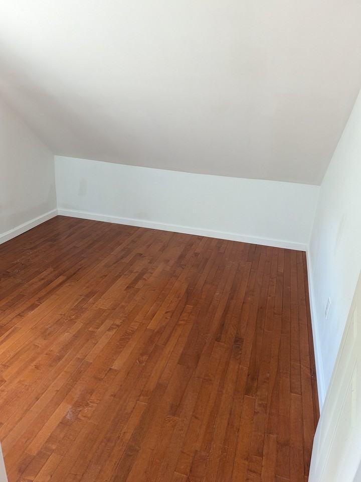13 Center St #3 - Photo 4 of 5