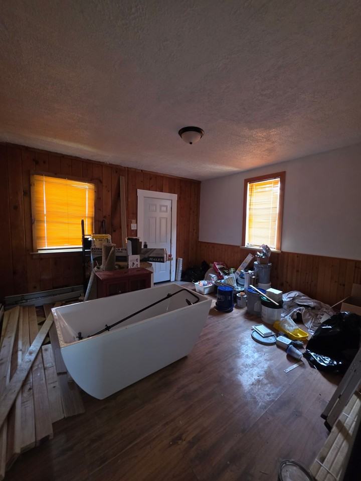 141 Spring St - Photo 3 of 11