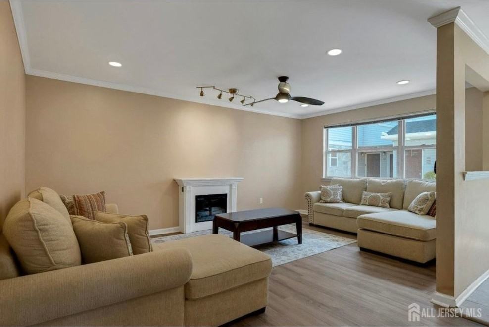 177 Bexley Ln - Photo 2 of 20
