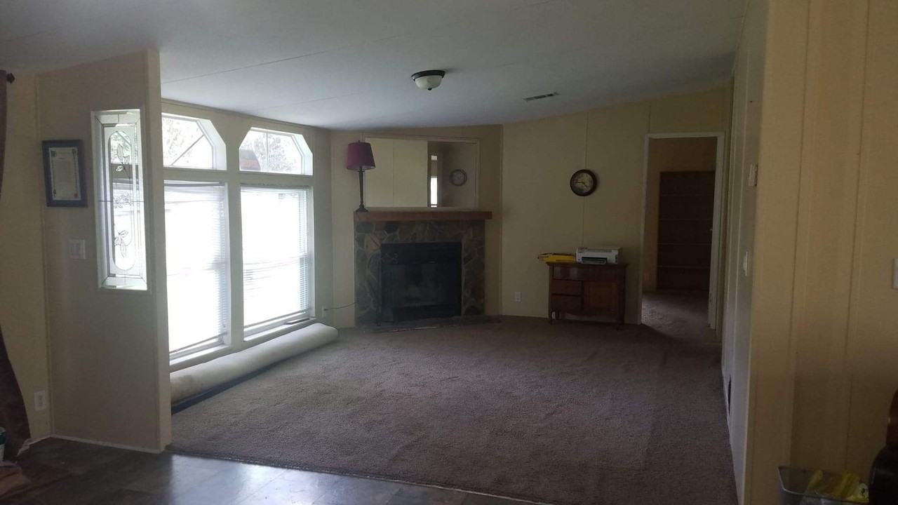 626 Daniels St #NA - Photo 4 of 9