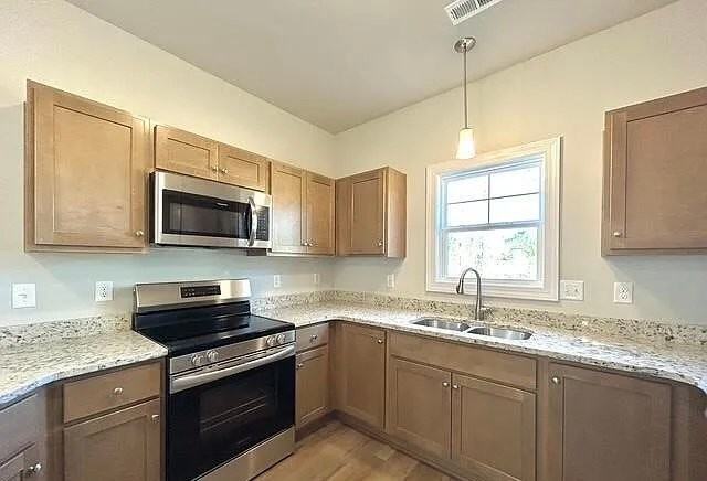 111 Crab Claw Spit Ln - Photo 5 of 20