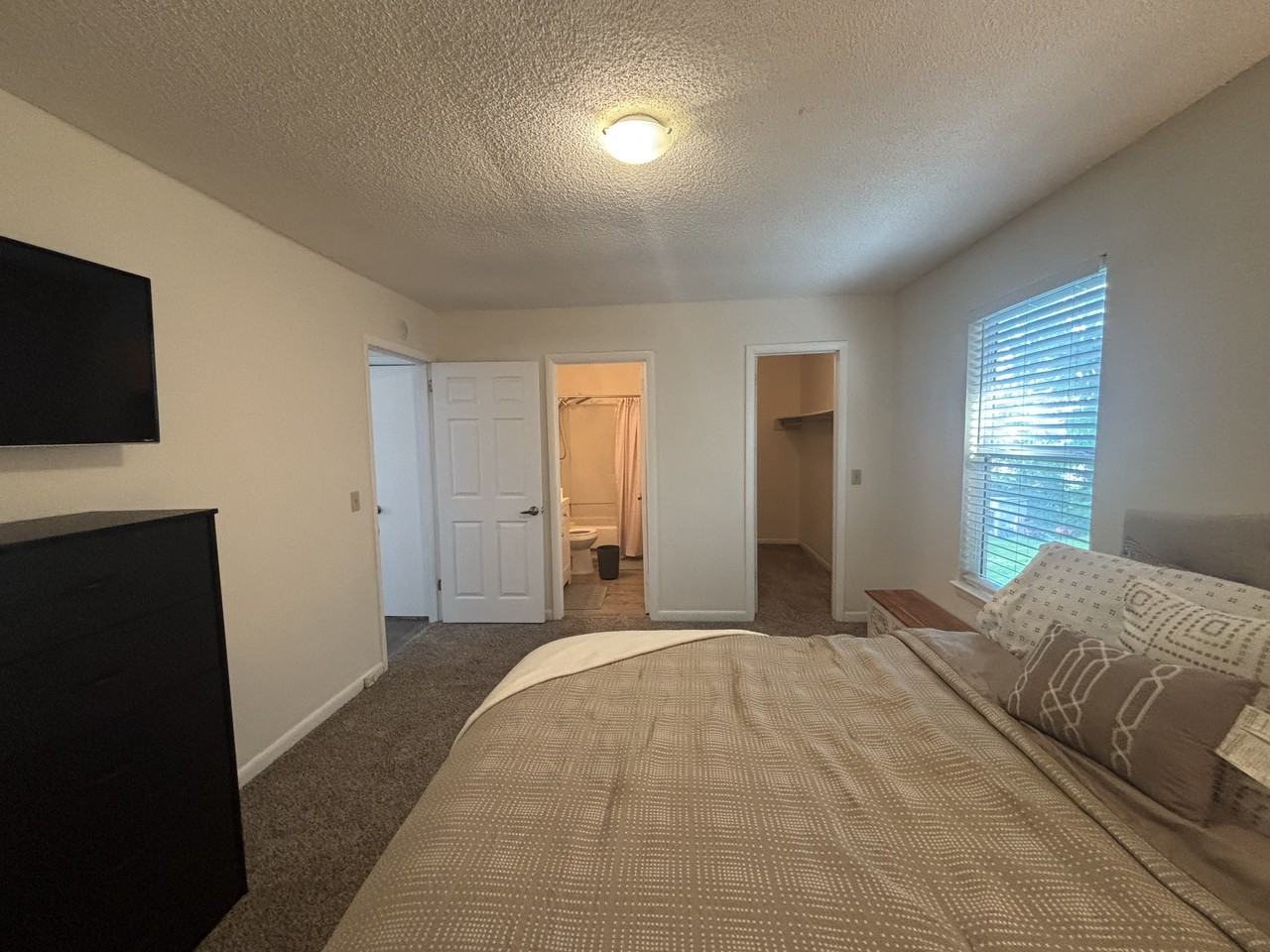 839 Oak Leaf Dr - Photo 7 of 13