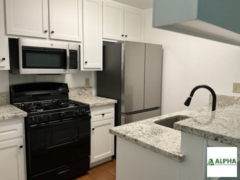 4760 Greenholme Dr #1 - Photo 4 of 12