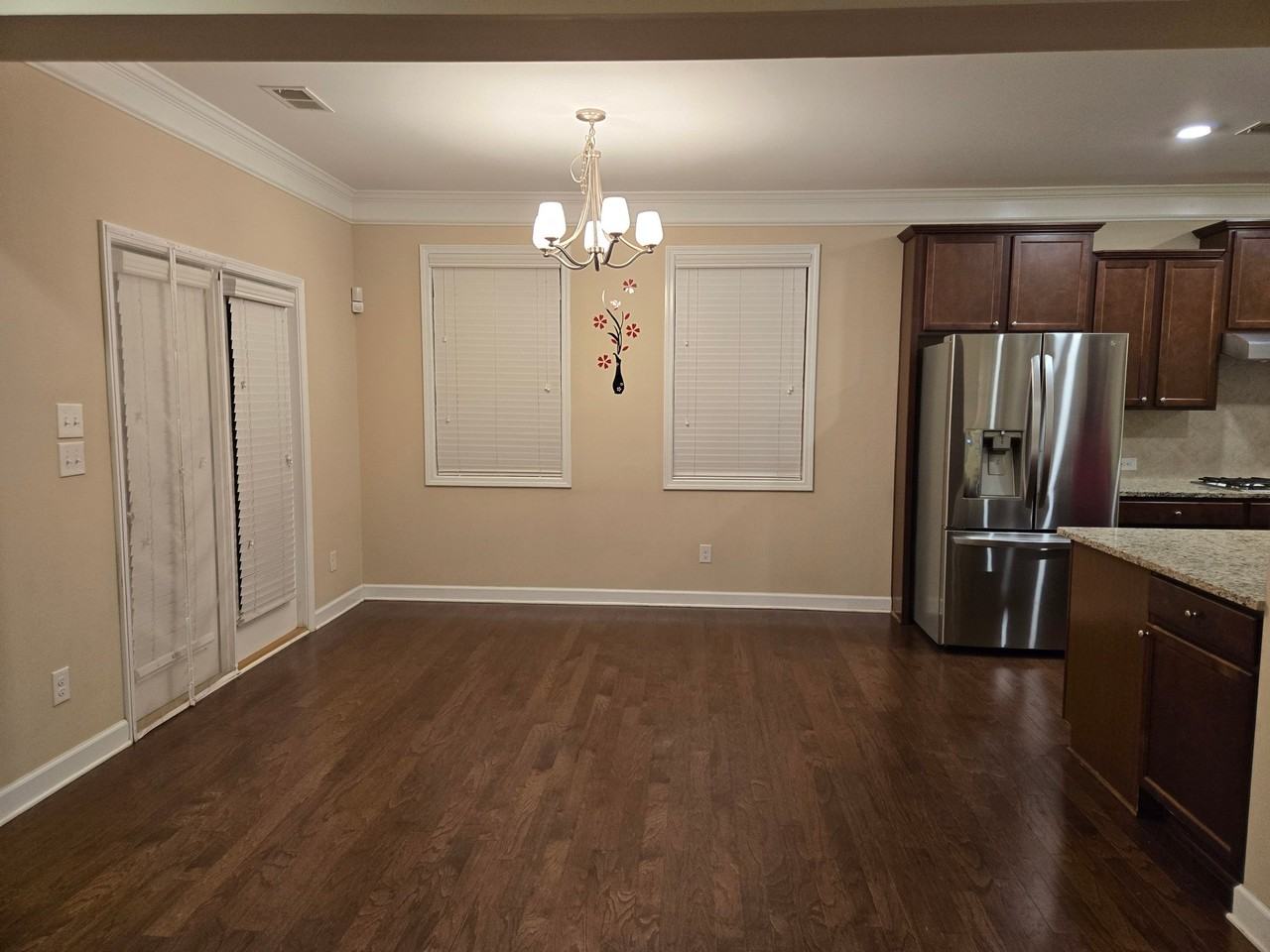 5550 Shiloh Woods Dr - Photo 5 of 20