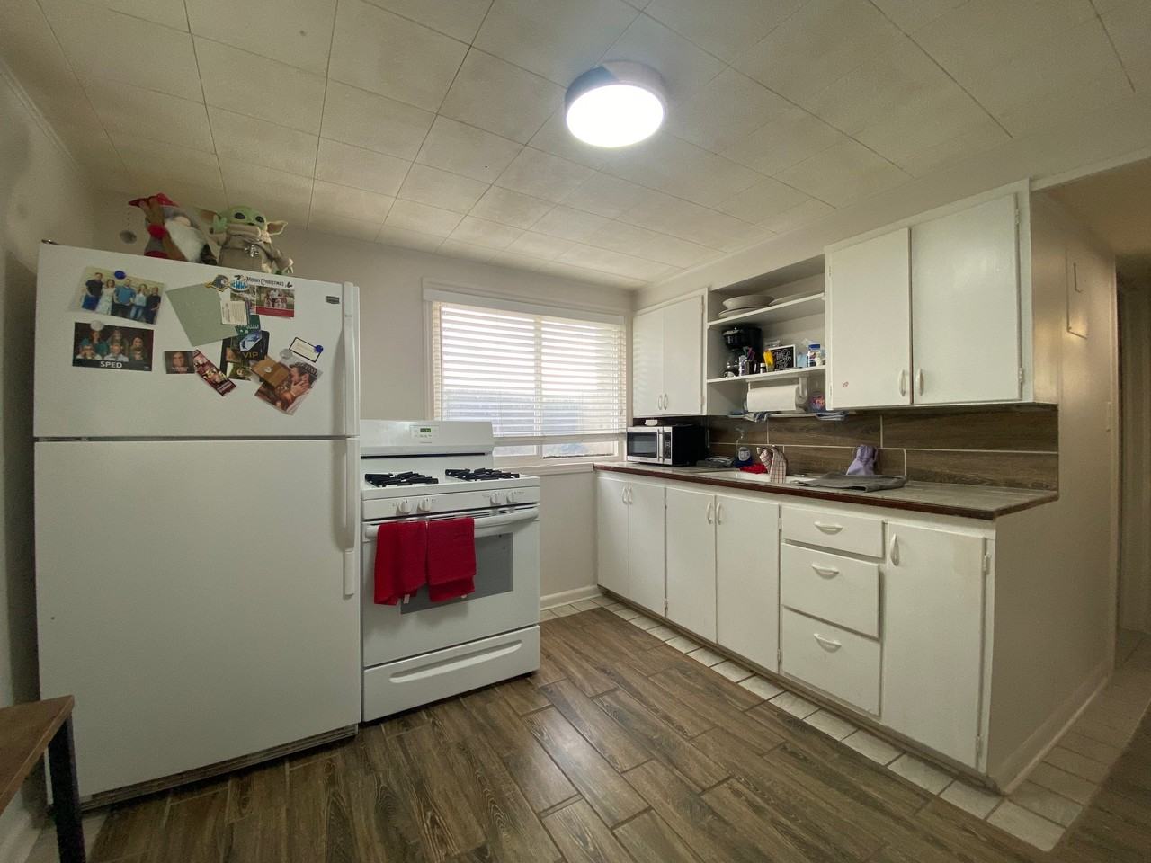 177 E Cleveland Ave #B - Photo 4 of 9