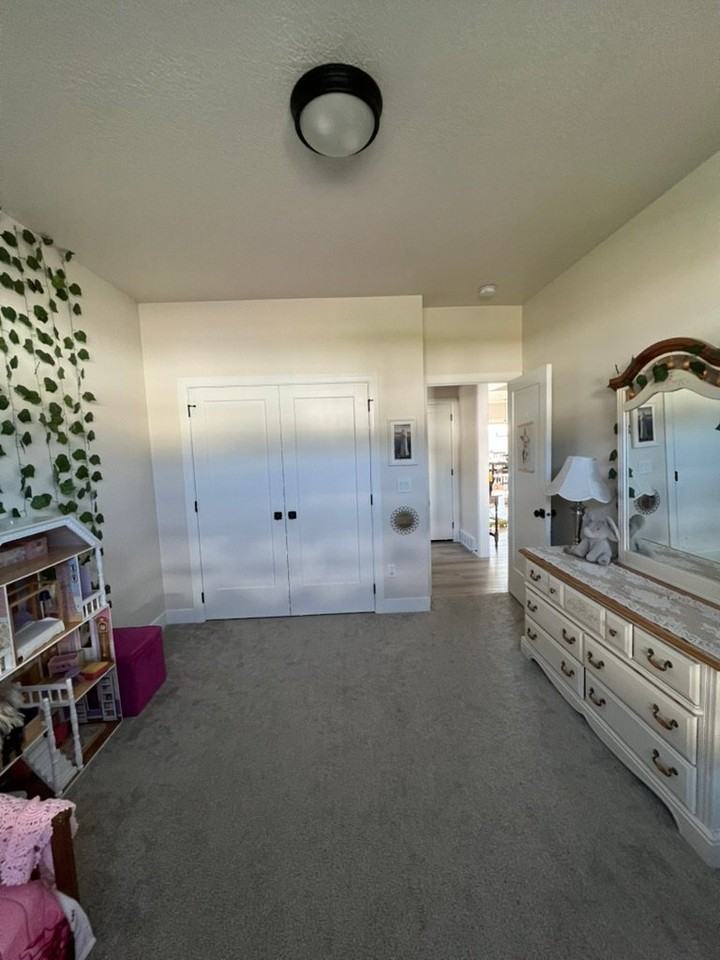 193 N Strathmore Ln - Photo 5 of 19