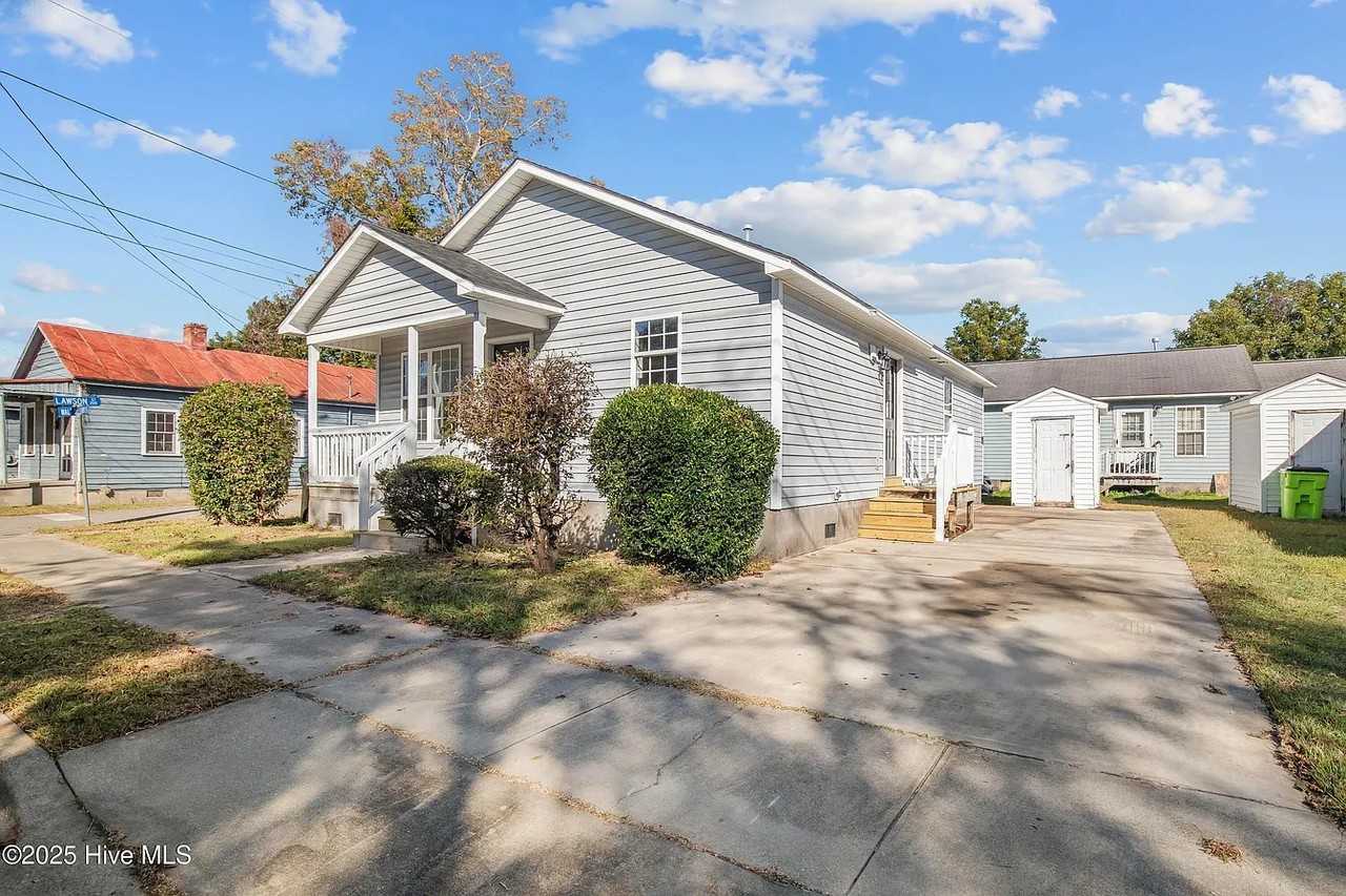 1216 Walt Bellamy Dr - Photo 2 of 19