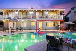 featured image of 321 W Kalmia St #C
