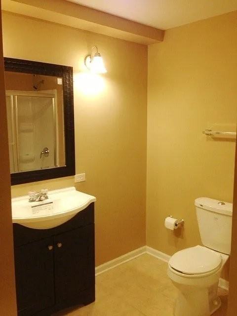 10S447 Carrington Cir - Photo 4 of 15