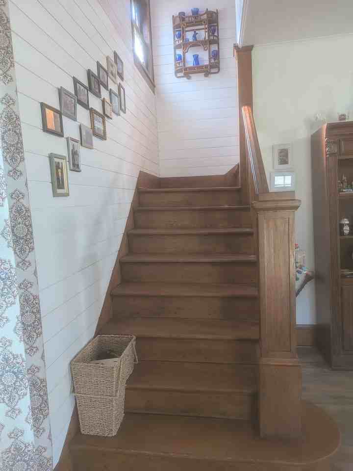 1004 College Ave - Photo 2 of 15
