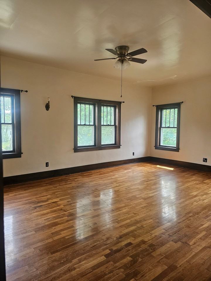 408 W Michigan Ave #2 - Photo 5 of 8