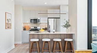1137 W Van Buren St #7 - Photo 1 of 1