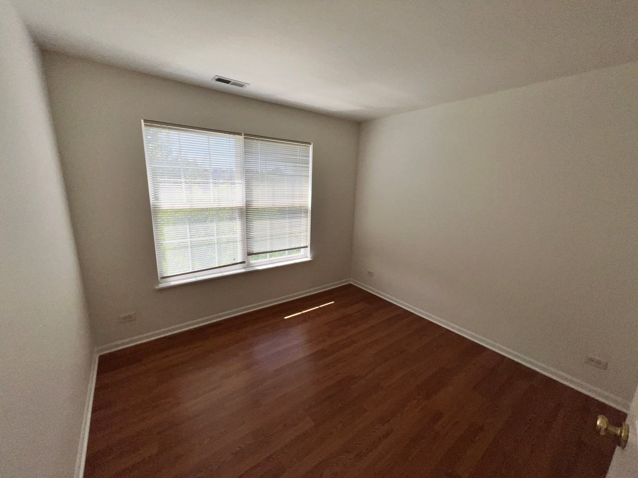 806 Lewisburg Ln - Photo 6 of 20