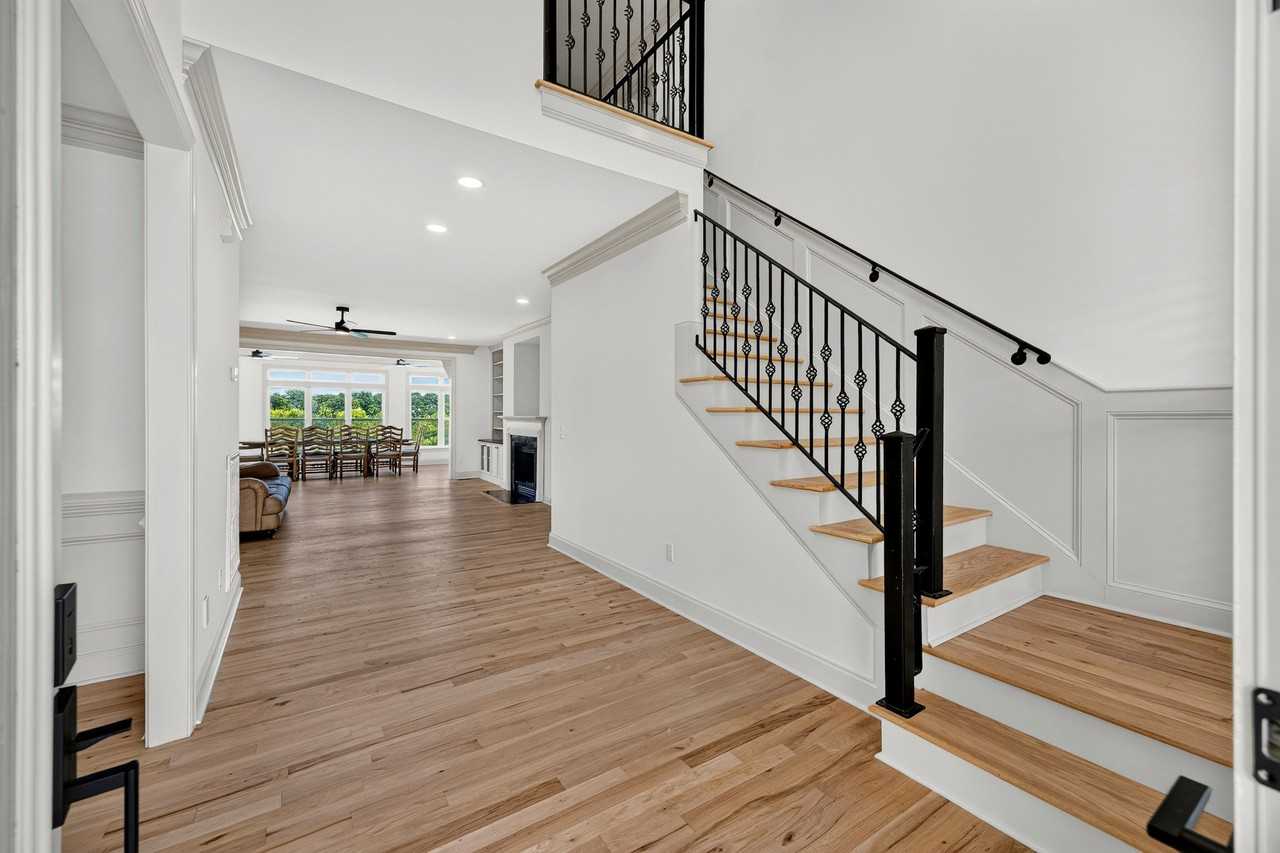1733 Indigo Island Dr - Photo 6 of 19