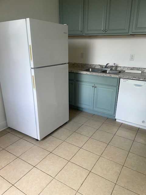 2109 Mandeville St - Photo 7 of 8