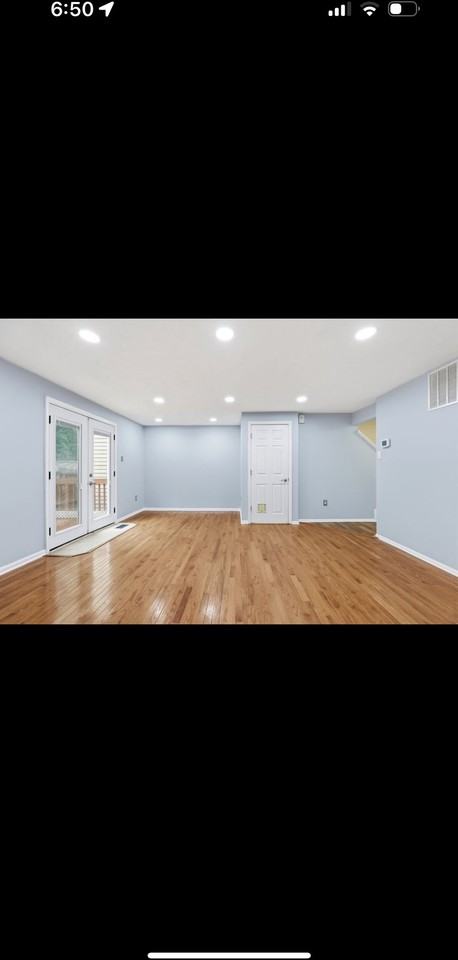 57 Shrewsbury Ct - Photo 3 of 20