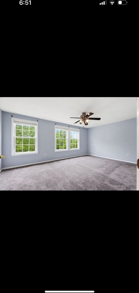 57 Shrewsbury Ct - Photo 7 of 20