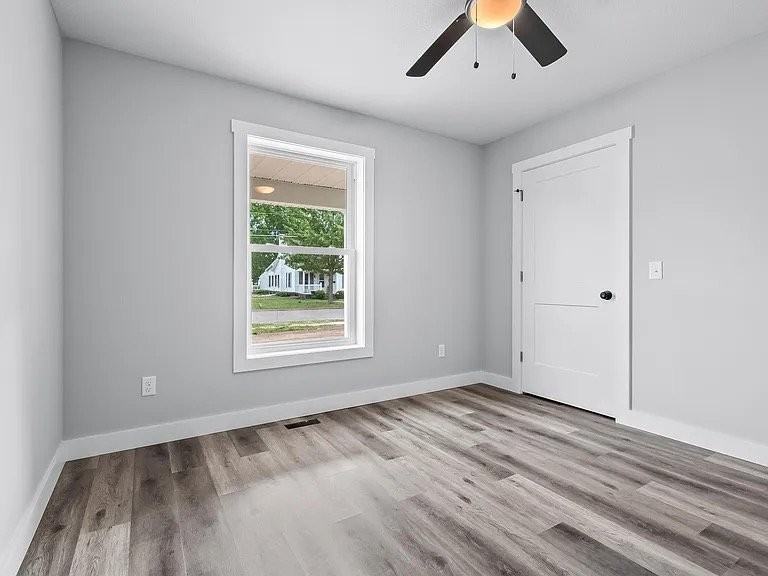 1108 Greenville Way - Photo 7 of 9