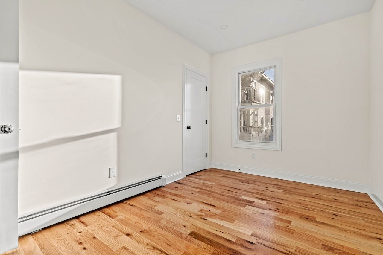 84 Maple Ave #BLW - Photo 4 of 20