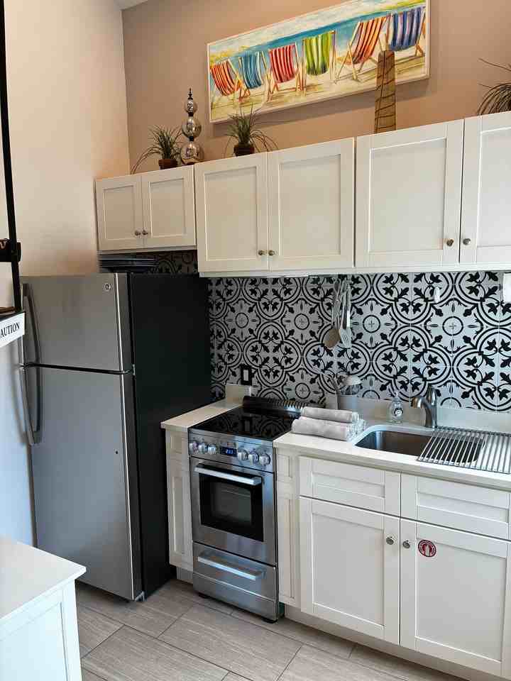 122 15th Ave N #3 - Photo 3 of 19