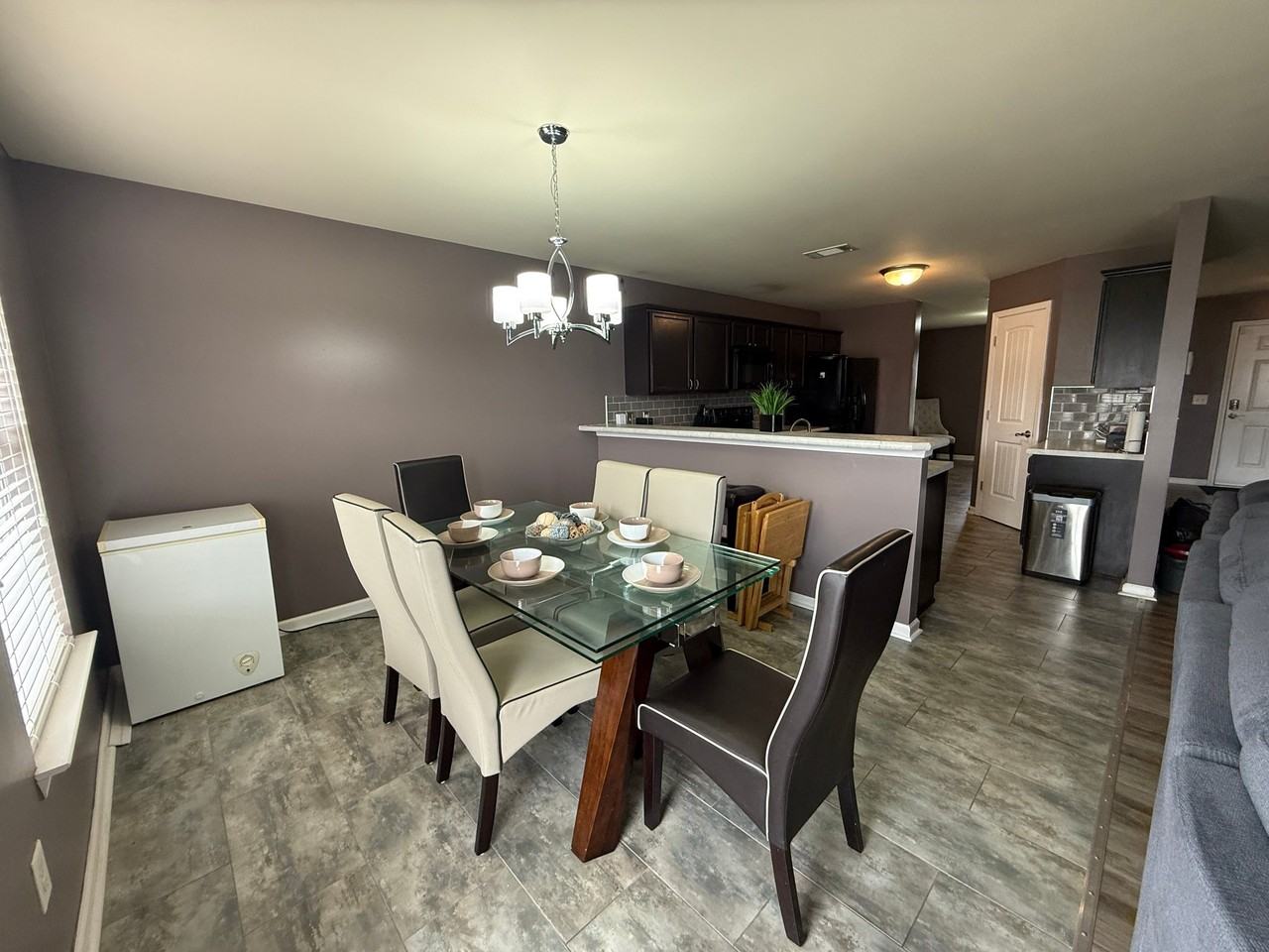 1124 Harmony Ln - Photo 5 of 20