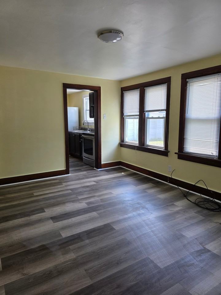 2805 Rt - Photo 5 of 19