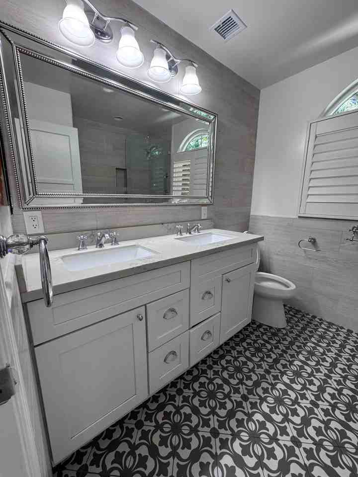 16732 E Main St - Photo 7 of 10