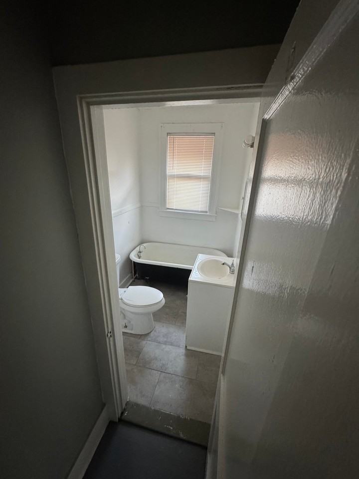 6405 Tuxedo St #2 - Photo 7 of 13