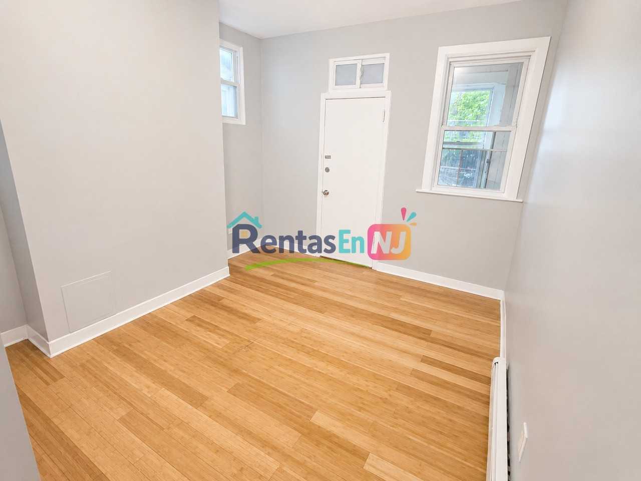 445 Broadway #1L - Photo 2 of 7