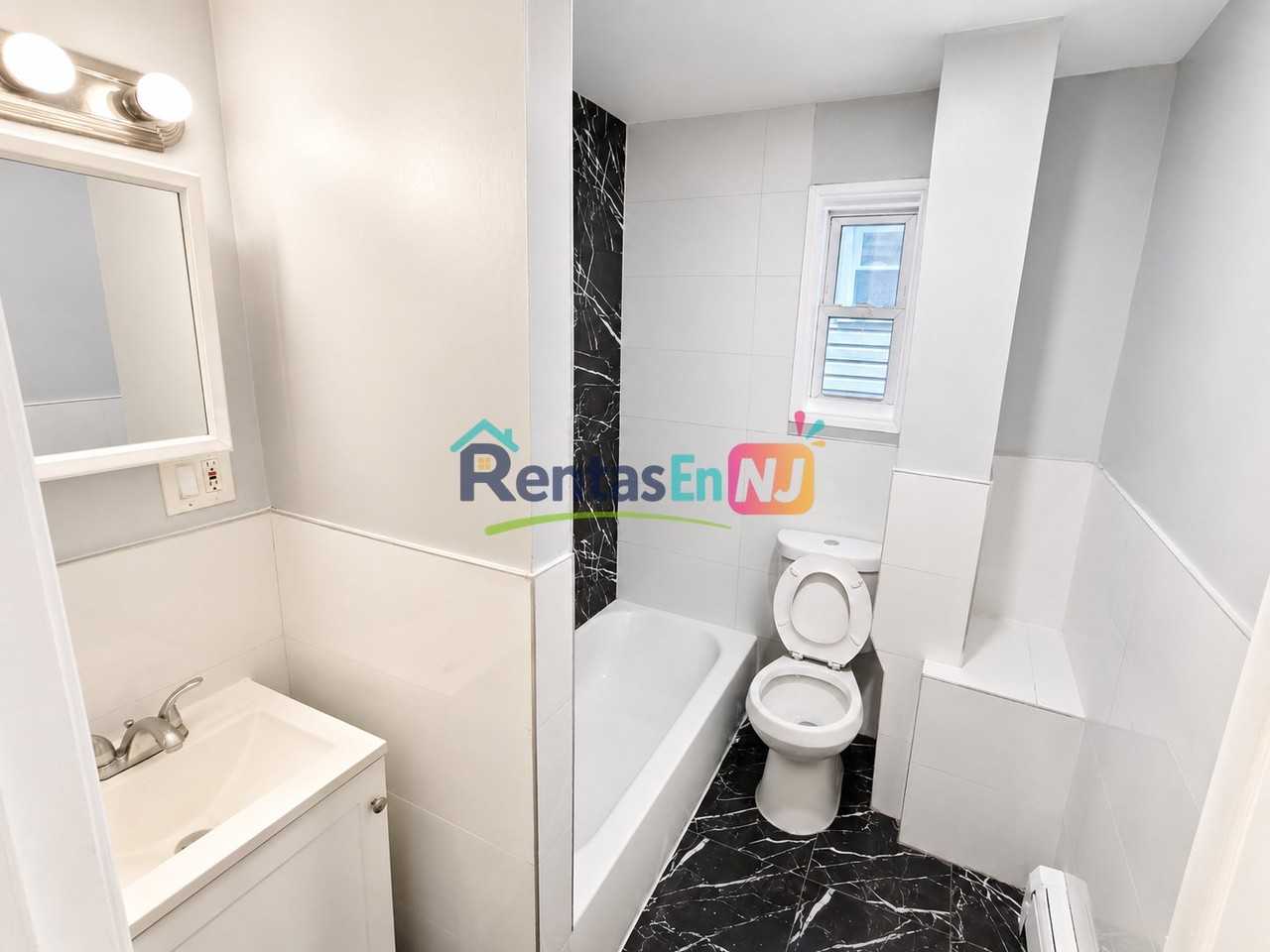 445 Broadway #1L - Photo 3 of 7