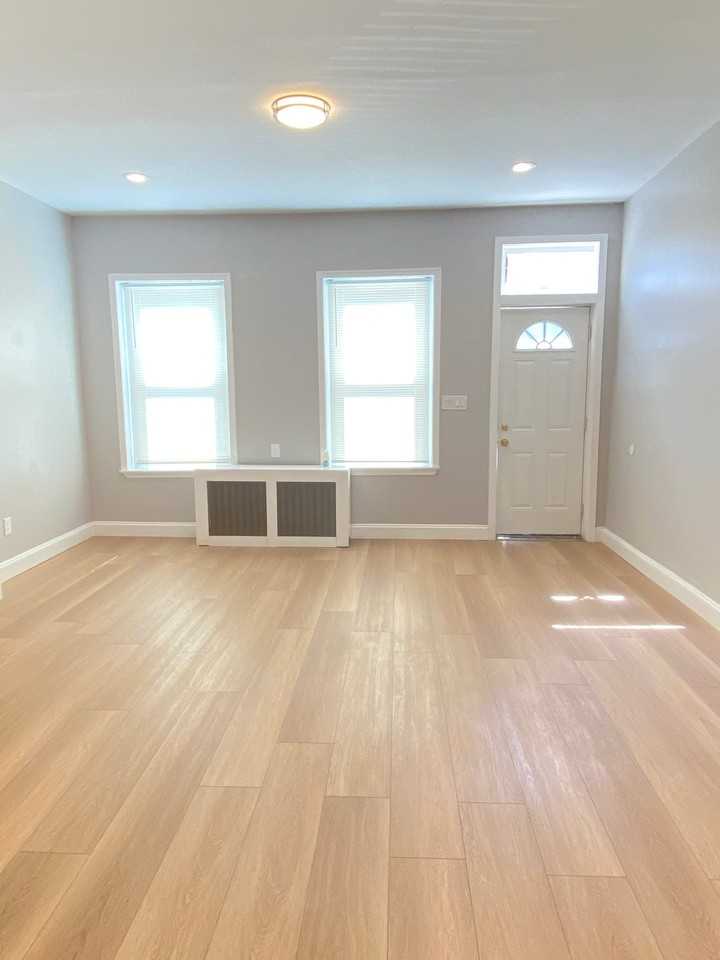 1834 S 19th St - Photo 7 of 13