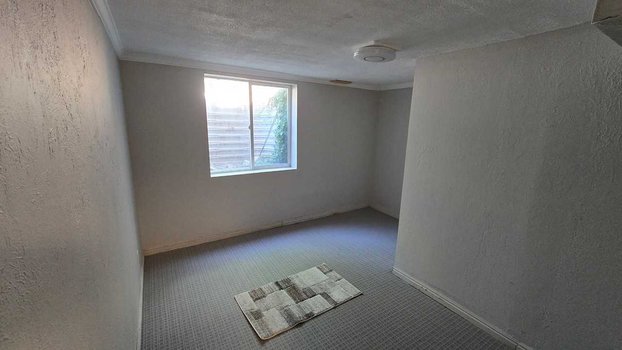 1050 Nw #1048 - Photo 5 of 10