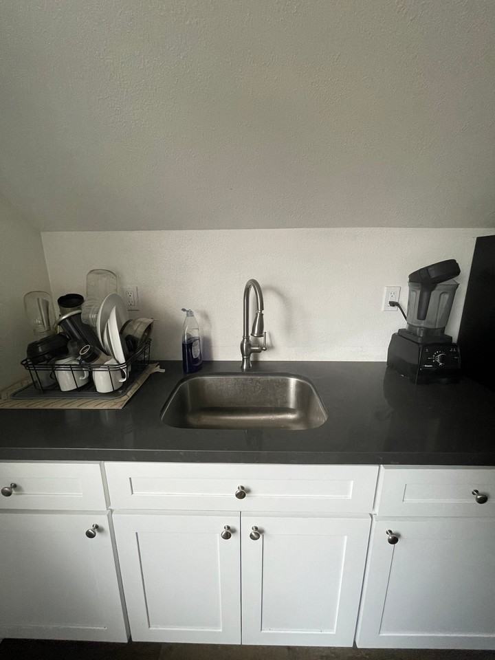1435 Marl Ct - Photo 6 of 11