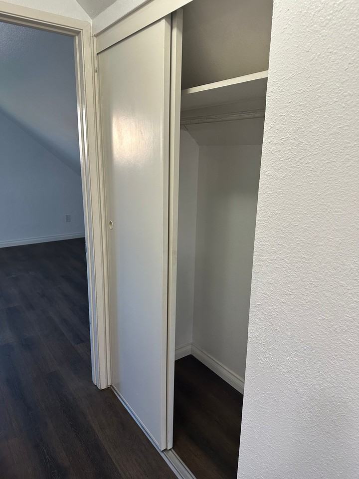 1435 Marl Ct - Photo 7 of 11