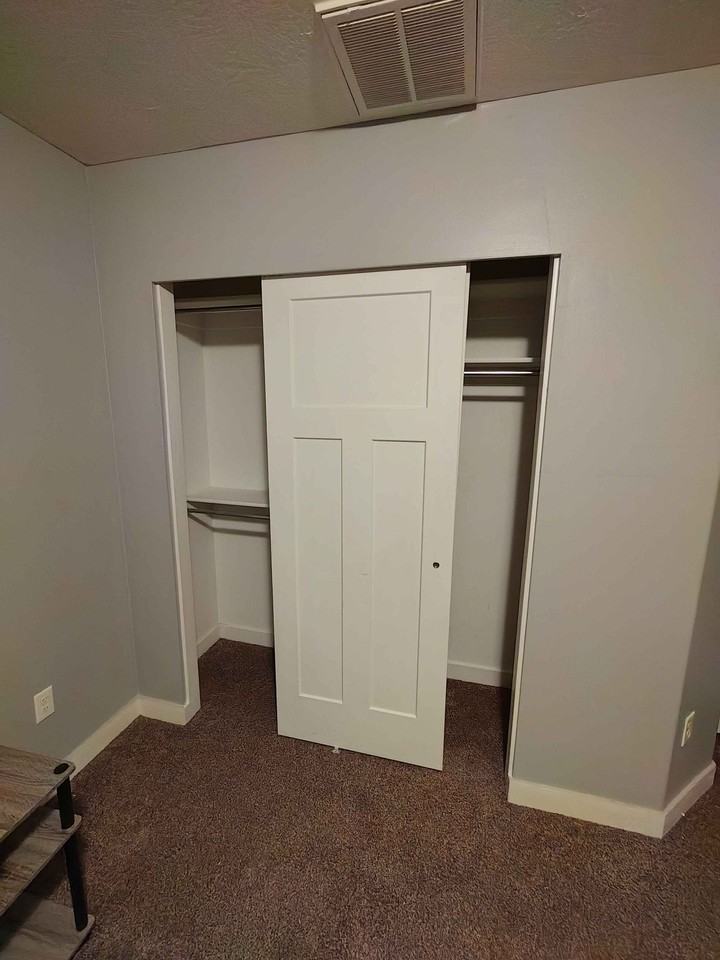 497 E Rue Hugo - Photo 5 of 8