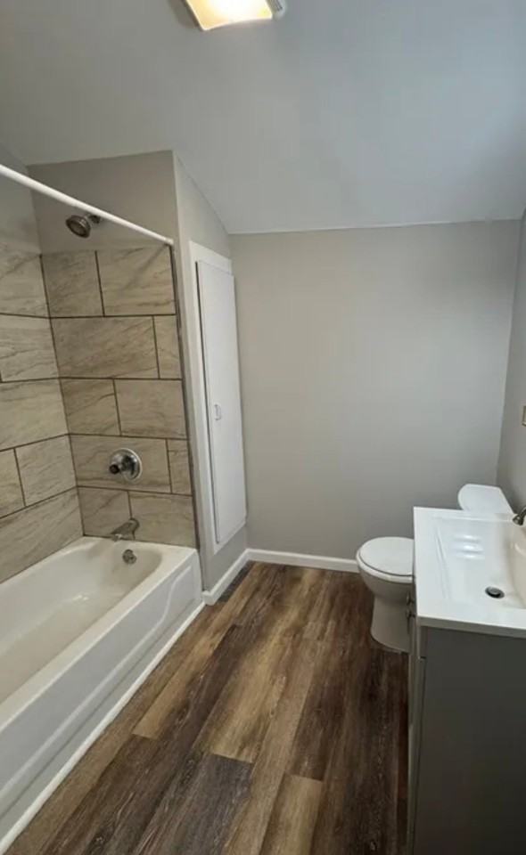 12116 Longmead Ave - Photo 5 of 8