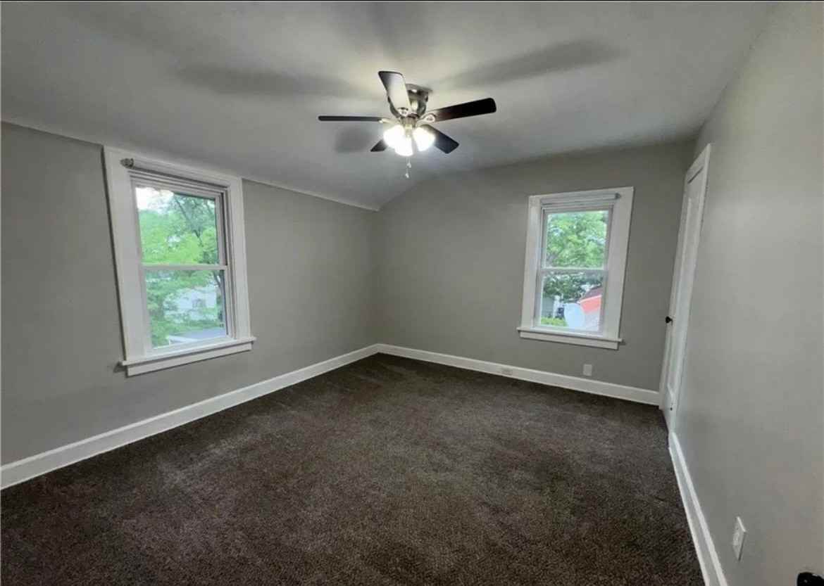12116 Longmead Ave - Photo 7 of 8
