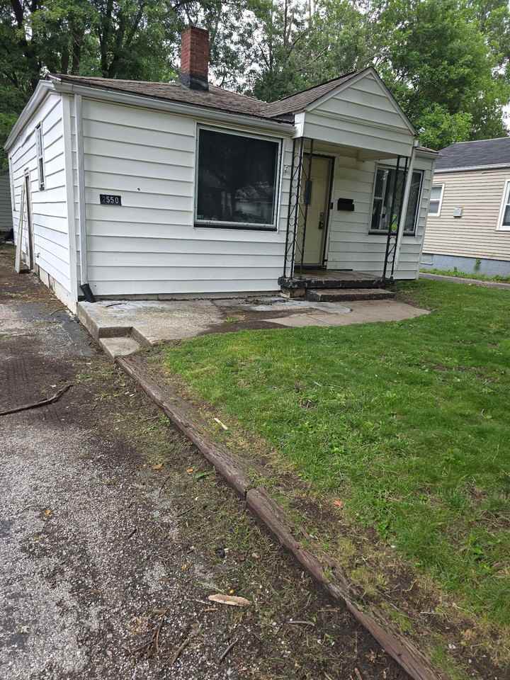 2550 E Main St - Photo 2 of 20
