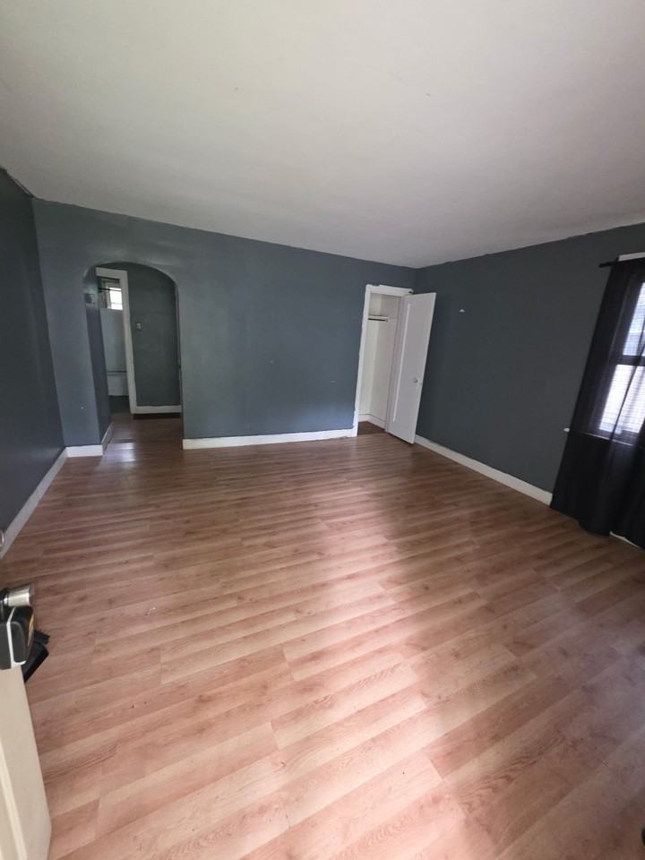 2550 E Main St - Photo 6 of 20