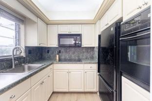 426 Ne 7th Ave Apt 2b - Photo 1 of 1