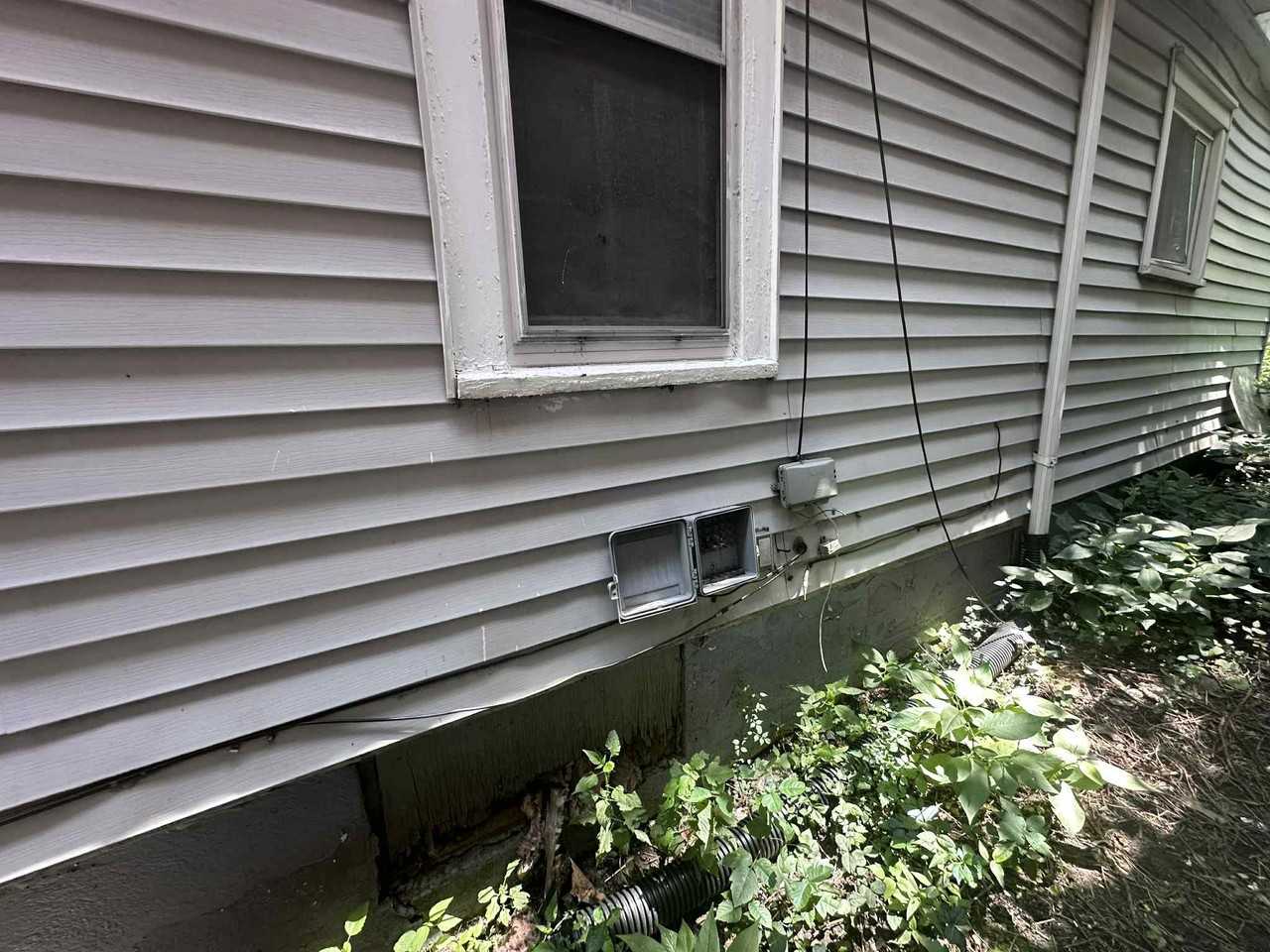 3912 Beachwood Ave - Photo 5 of 20