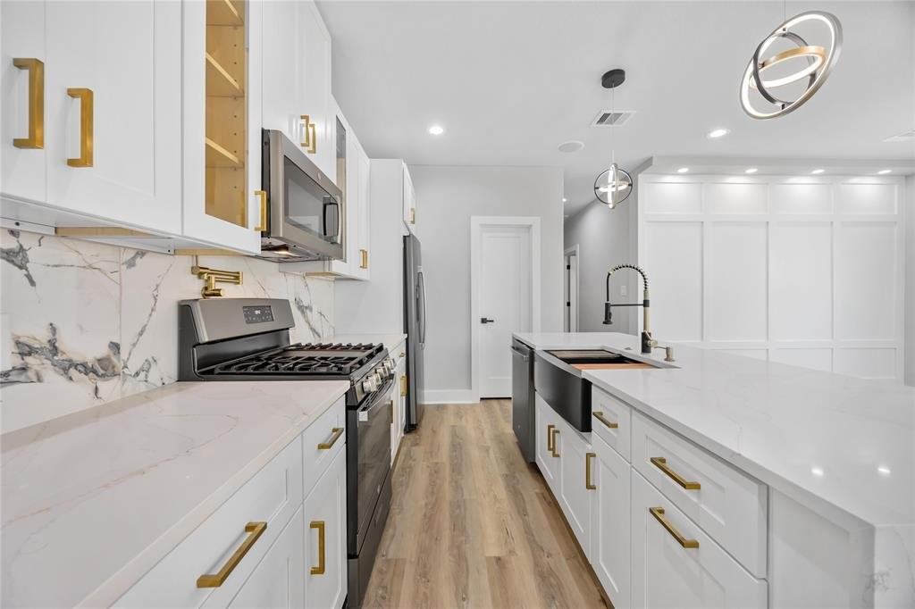 2446 Carmel St #B - Photo 6 of 10
