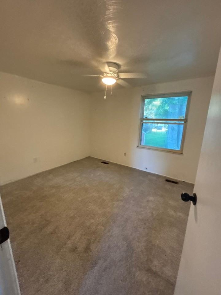 432 Hunters Trail Dr - Photo 5 of 15