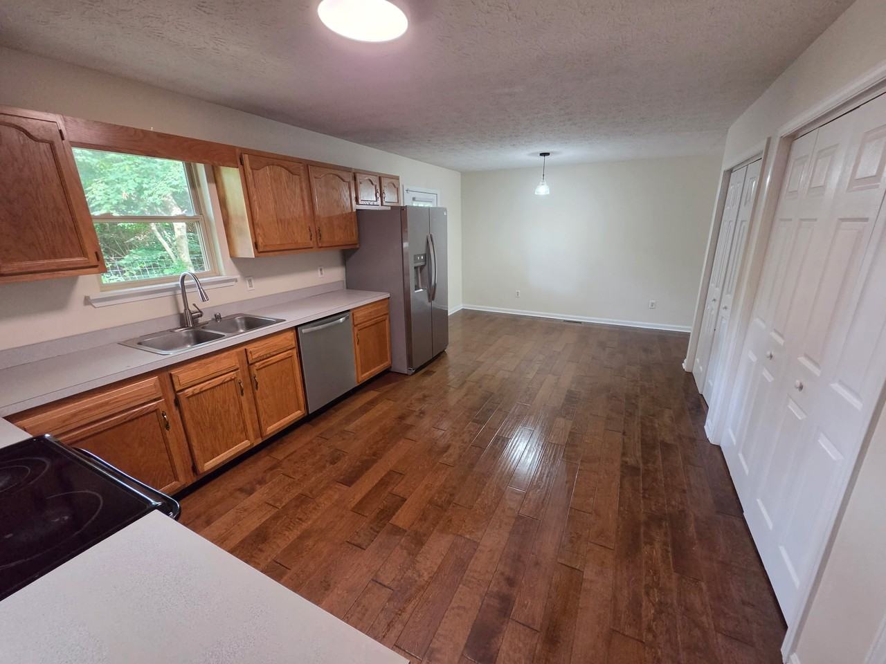 1233 Berdine Way #1233 - Photo 2 of 19