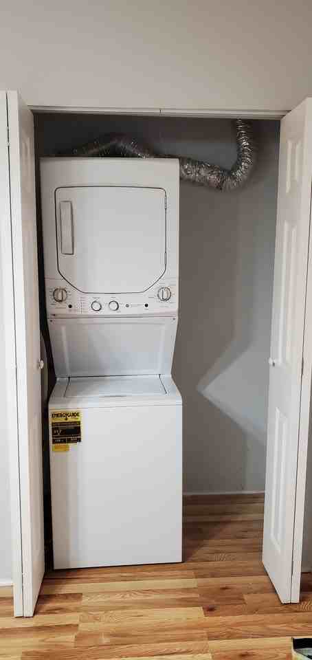 2227 14th St Se #NA - Photo 5 of 19