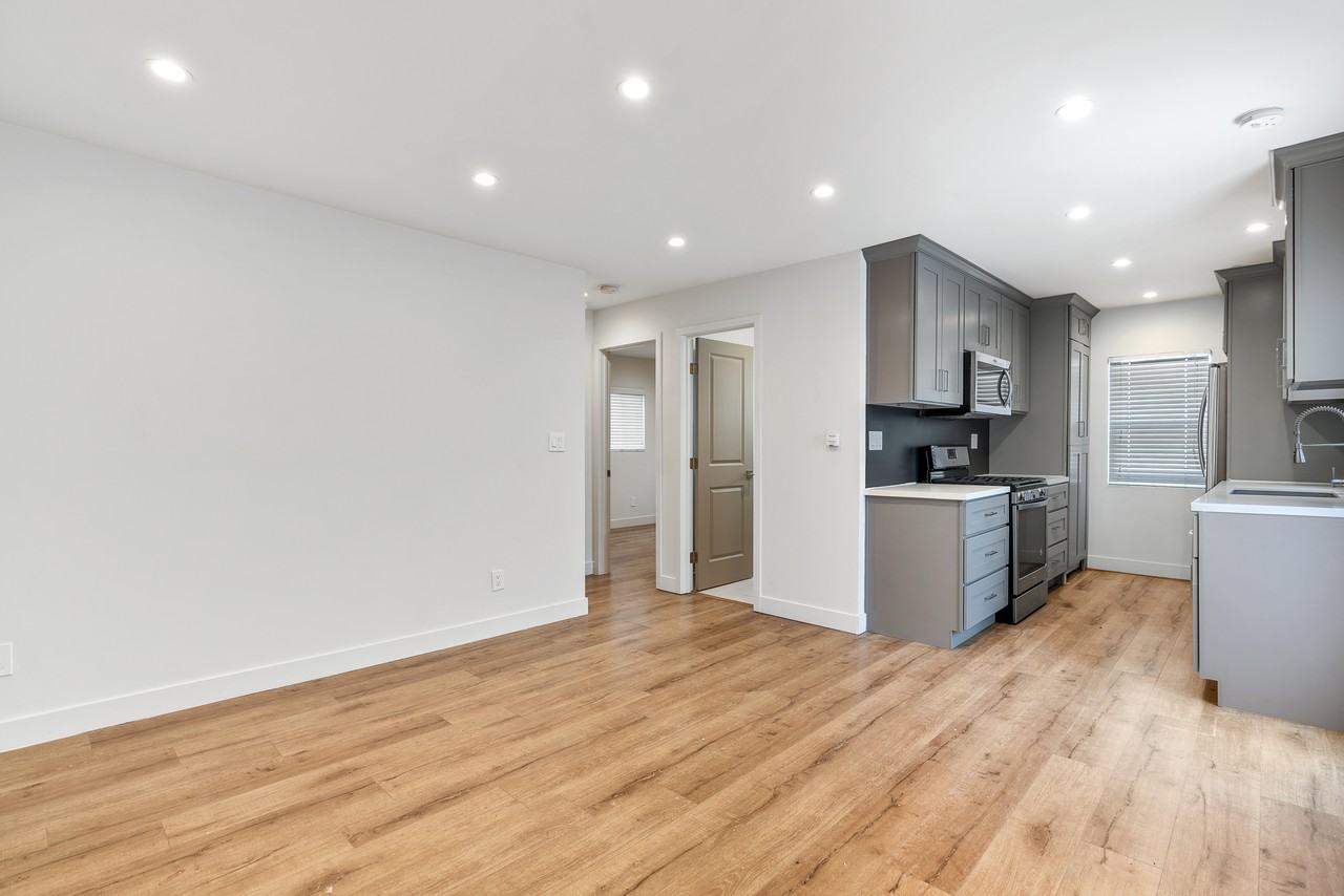 3316 Council Street - Photo 5 of 11