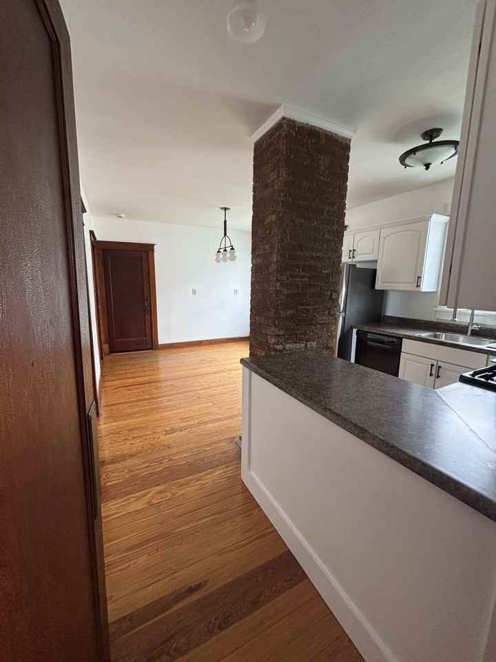 50 Mann Ave #2 - Photo 5 of 11